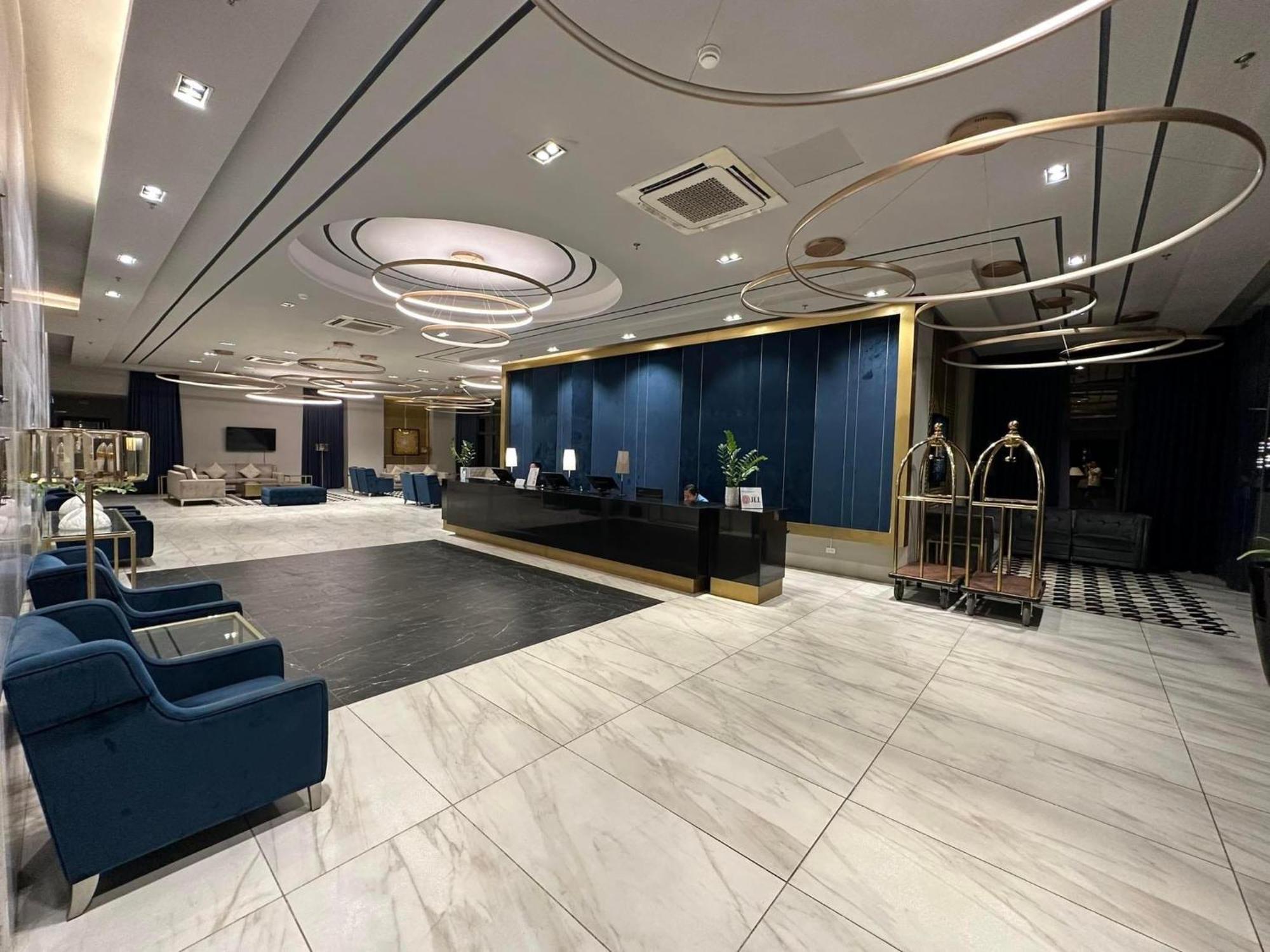 Arlowes At 20F Grand Residences Cebu Buitenkant foto
